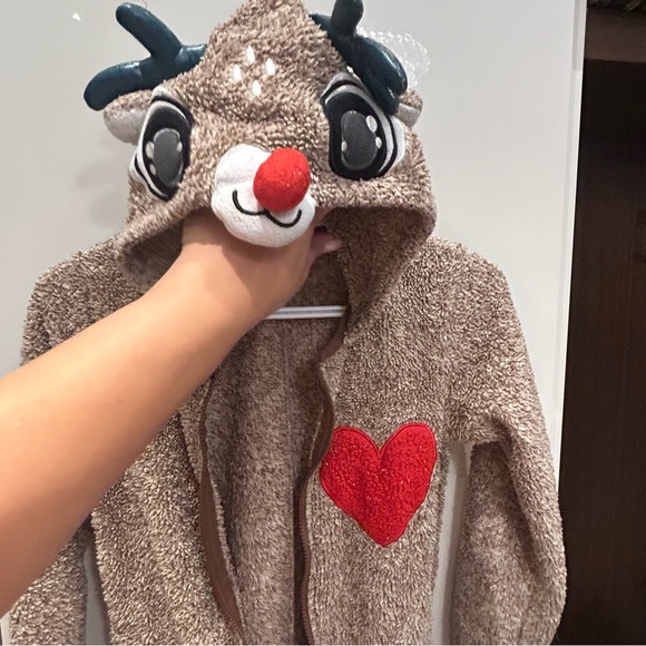 Girls onesie deer size medium. - Picture 6 of 7